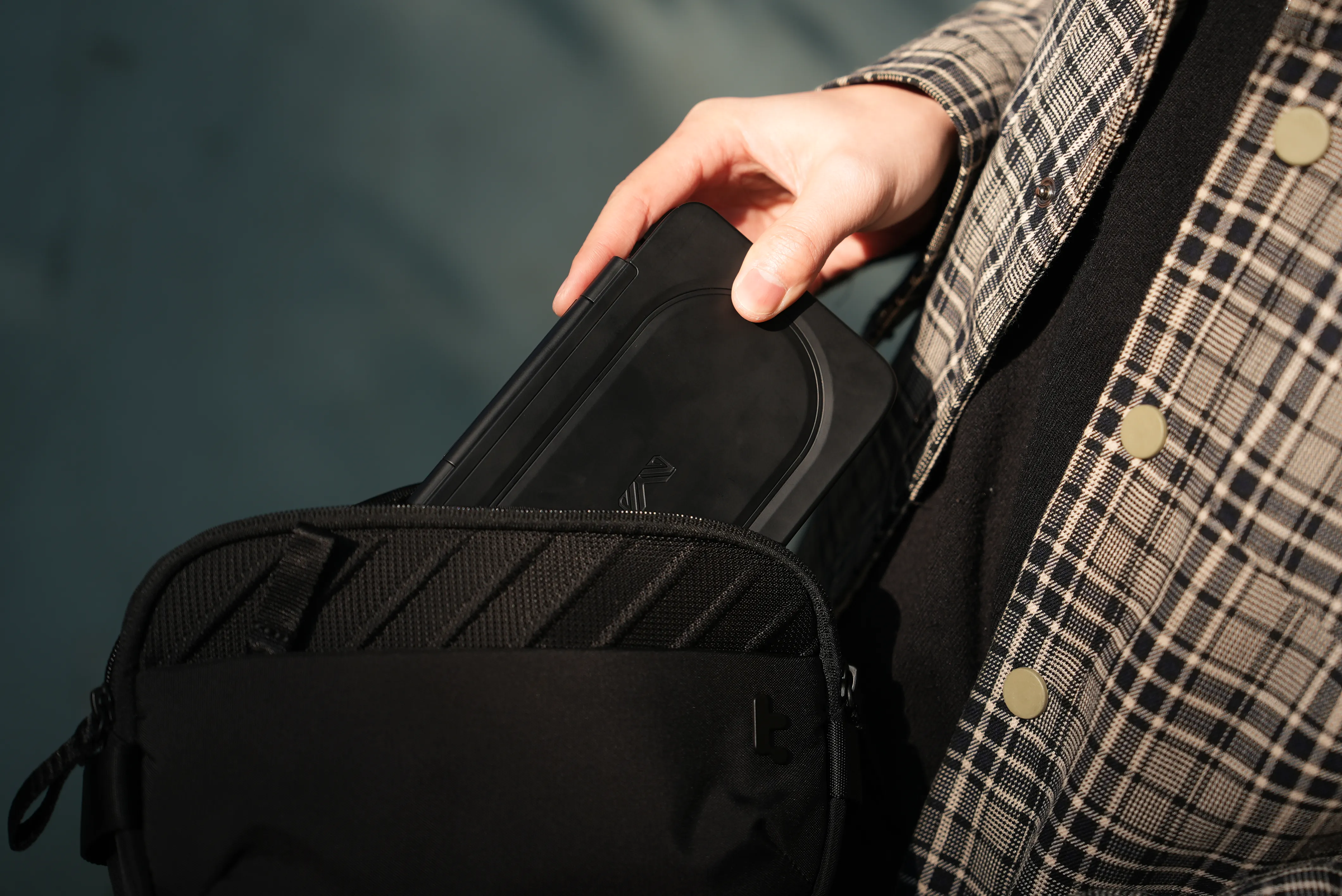AYANEO x tomtoc Storage Bag For AYANEO FLIP - Image 6